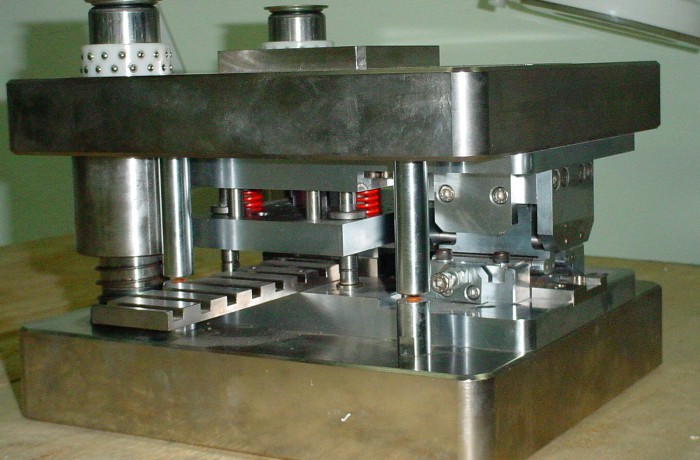 Thiết bị kẹp & đồ gá lắp MS 01